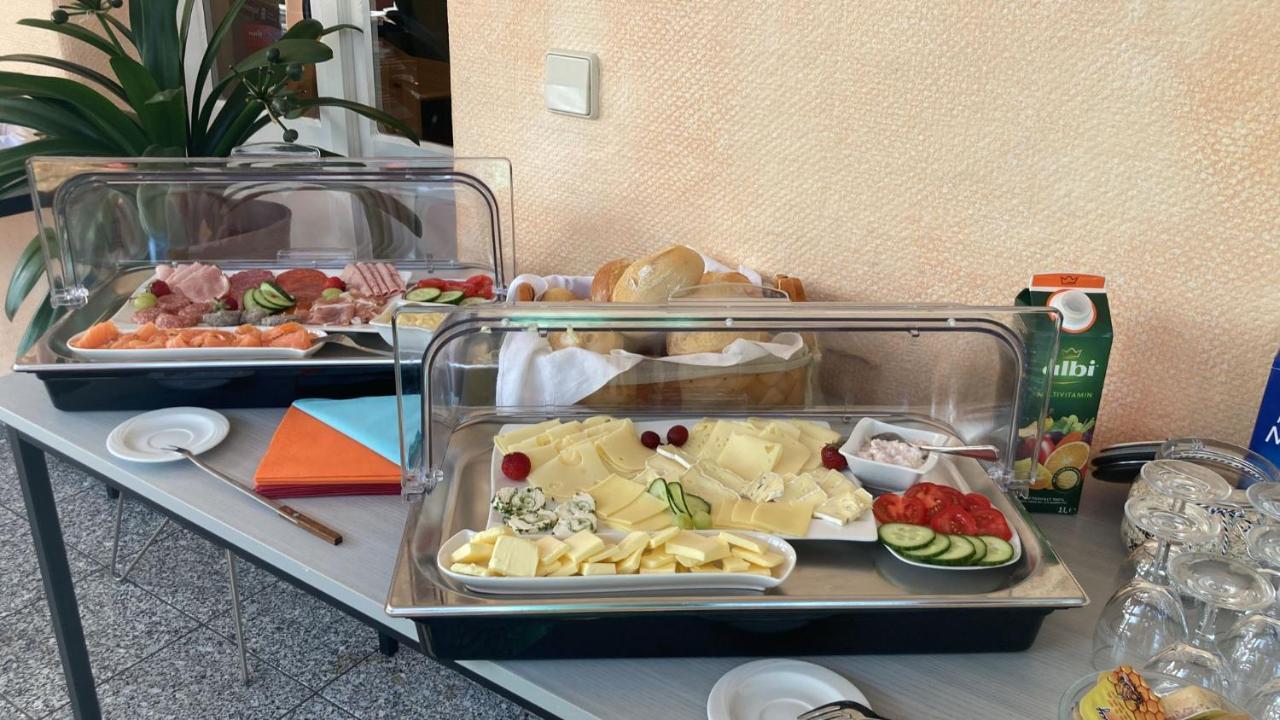 Haus Brandenburg Aparthotel Stechlin Buitenkant foto