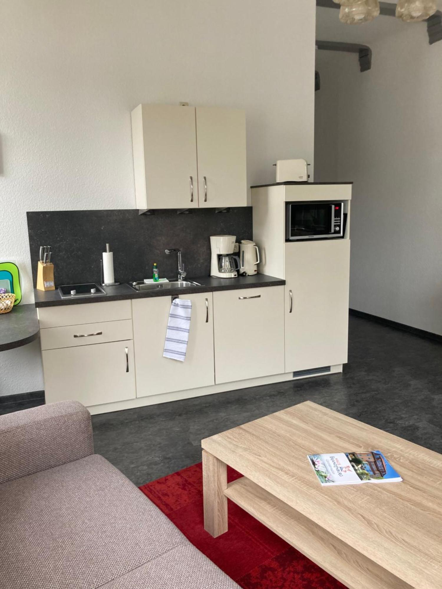 Haus Brandenburg Aparthotel Stechlin Buitenkant foto